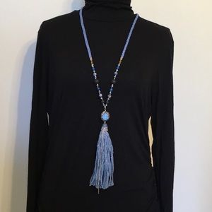 Beautiful Ole Brand Lariat Necklace & Earring Set